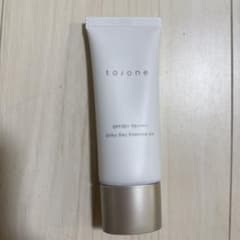 to/one Silky Day Essence UV 40g SPF50+のサムネイル