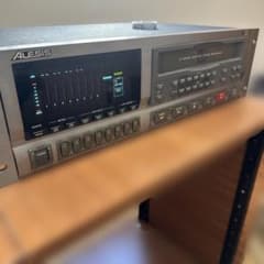 ALESIS ADAT XT デジタルMTR 8トラック（通電・簡易再生確認済） ALESIS ADAT XT デジタルMTR 8トラック（通電・簡易再生確認済