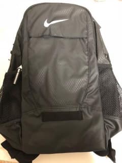 ナイキ リュックのサムネイル