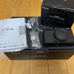 FUJIFILM X-E4 レンズキット ブラックのサムネイル