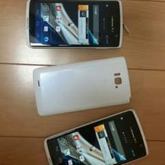 docomoスマホ MEDIAS N-04E[white]×２台♪のサムネイル
