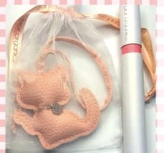 限定♡bior organics♡ラッキーコフレ ラッキーチャーム リップセラムのサムネイル