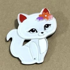 신품 브로치 흰 고양이 [브로치 정리로 2개째 이후 200엔 할인!]