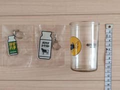 オミタマヨーグルト セット アクリルキーホルダー　301飛行隊のカエルのグラスのサムネイル