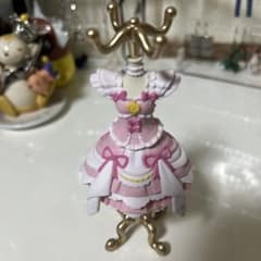 ドレス型フィギュア ピンク アイカツ 星宮いちごのサムネイル