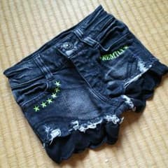 ♡新品♡レミリーのデニムショートパンツ♡のサムネイル