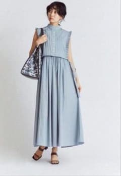 SNIDEL♡スナイデル♡ベストレイヤード　シャツワンピースのサムネイル