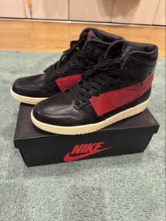 NIKE Air Jordan 1 ブラック/レッドのサムネイル
