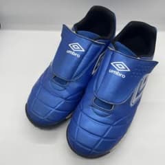 サッカーシューズ▪️アンブロ　21.5cmのサムネイル
