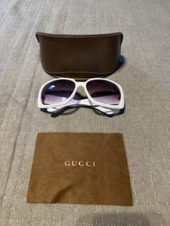 最終値！！GUCCI サングラス　ホワイトのサムネイル