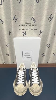 メゾン ミハラ ブレイキースタッズ ブラックのサムネイル