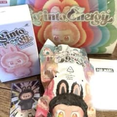 ラブブ Big into Energy シークレットのサムネイル