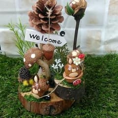 どんぐりアート 野うさぎ 家族 列車 welcome ハンドメイド 丸太 置き物のサムネイル