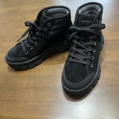 スケッチャーズ　黒のサムネイル