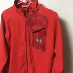 アンダーアーマーのサムネイル