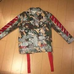 off white 迷彩のサムネイル