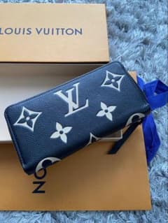 LOUIS VUITTON 長財布のサムネイル