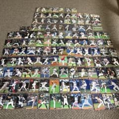 【超まとめ売り‼️】プロ野球 カルビー トレーディングカード 大量セットのサムネイル