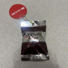 タイトー　ロッテ　チョコパイ　ミニチュア　キーホルダーのサムネイル