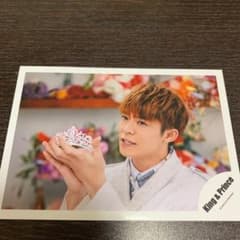 公式写真　岸優太のサムネイル