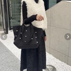 conforobe パール付き キルティング トートバッグ ブラックのサムネイル