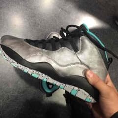 格安！ jordan10 リバティー libertyのサムネイル