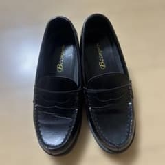 B. Company ブラックレザー ローファーのサムネイル