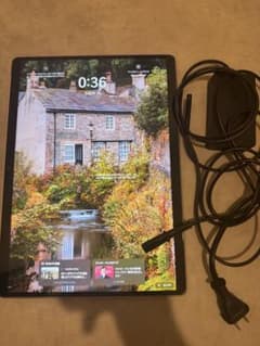 Surface Pro 8 Core i7/16GB/512GB 充電器付きのサムネイル