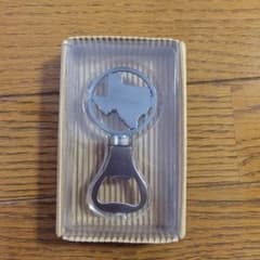 TEXAS bottle opener and beer holderのサムネイル