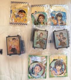 鬼滅の刃 ジョイフル ライトアップポスター アクリルキーホルダー　缶バッジ