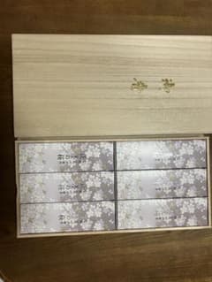 宇野千代のお線香 新・淡墨の桜 桐箱6箱入のサムネイル