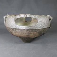 風炉 黒 鉄 やつれ風炉 茶道具 風呂釜 茶の湯 茶器 お稽古 三つ足 