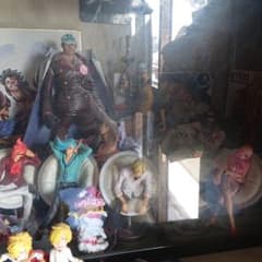 ジェルマ6サンジの兄妹です。5体、フィギュアです。のサムネイル