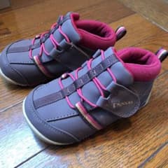 Pigeonスニーカーのサムネイル