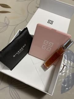 GIVENCHY ランデルディ オーデパルファム ルージュのサムネイル