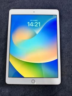 iPad 第7世代 WiFiモデル 128G ゴールドのサムネイル