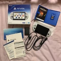 PlayStation®Vita（PCH-2000シリーズ） Wi-Fiモデル…のサムネイル