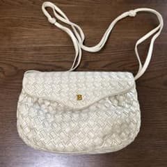 BALLY ショルダーバッグ 編み込み レザー ホワイト - メルカリ