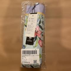 新品・未使用　花柄 折りたたみ傘 晴雨兼用のサムネイル