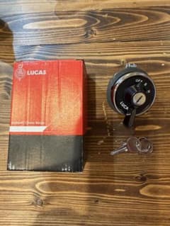 新品未使用 LUCAS PLC5 ルーカス イグニッションスイッチ トライアンフのサムネイル