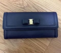 ♡Ferragamo リボン長財布♡のサムネイル