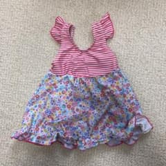 値下げしました！サイズ90 花柄ワンピース水着のサムネイル