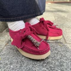 Clarks Originals wallabee.2604ホットピンク 5h - メルカリ