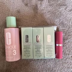 【新品】CLINIQUEのサムネイル