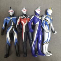 ウルトラマン ソフビ 16体 限定価格」ウルトラマンソフビ800シリーズ16㌢ - メルカリ
