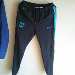 NIKE！！FCバルセロナの テックパンツのサムネイル