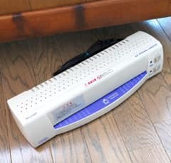 ラミネーター OHM A4 PERSONAL LAMINATOR TLH-247