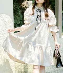 【クティールとレトロ】ジャガードアソートフリルリボンミニワンピースのサムネイル