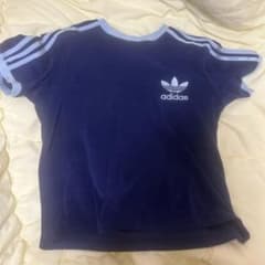 adidas 半袖Tシャツのサムネイル