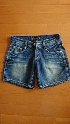brush ショートパンツのサムネイル
